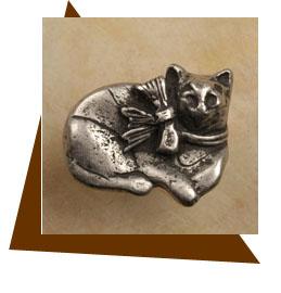 Anne at Home Calico Cat Cabinet Knob-Small-Facing Right - cabinetknobsonline