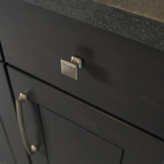 Hickory Hardware 1-1/4 inch (32mm) Square Bridges Cabinet Knob