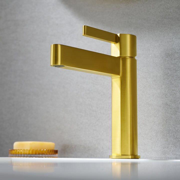 Stila Single Hole Single-Handle Bathroom Faucet