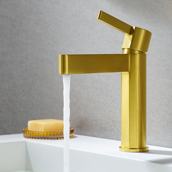 Stila Single Hole Single-Handle Bathroom Faucet