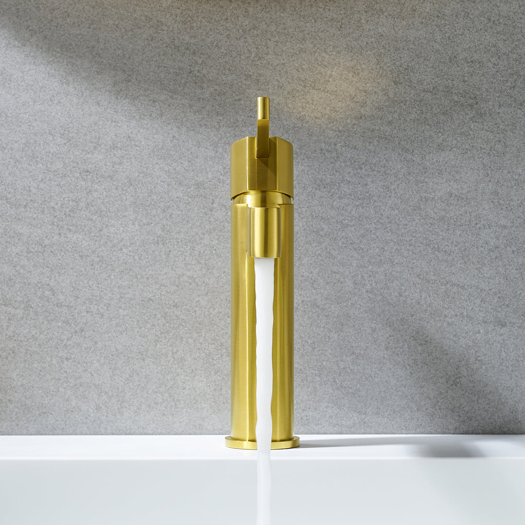 Stila Single Hole Single-Handle Bathroom Faucet