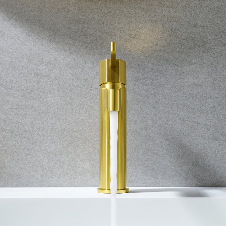 Stila Single Hole Single-Handle Bathroom Faucet