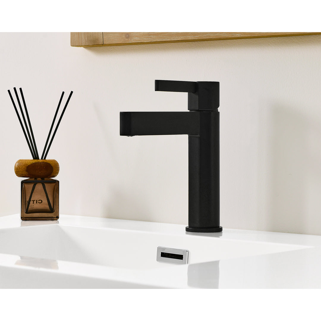 Stila Single Hole Single-Handle Bathroom Faucet