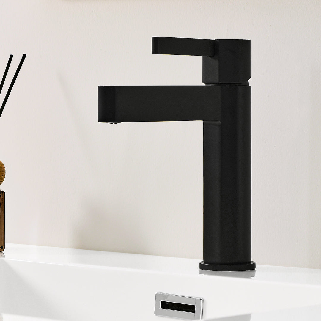 Stila Single Hole Single-Handle Bathroom Faucet