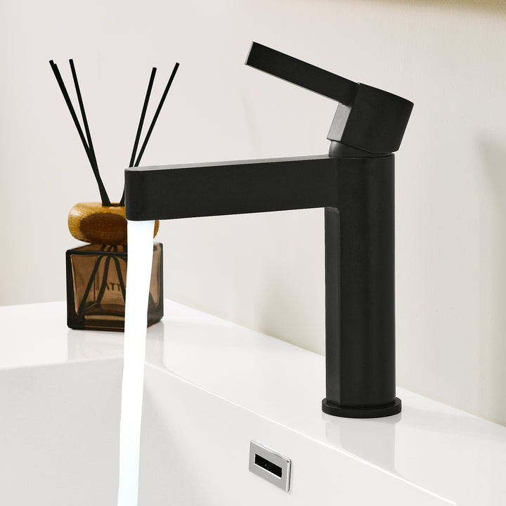 Stila Single Hole Single-Handle Bathroom Faucet