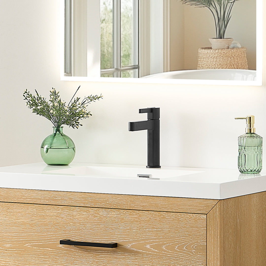 Stila Single Hole Single-Handle Bathroom Faucet