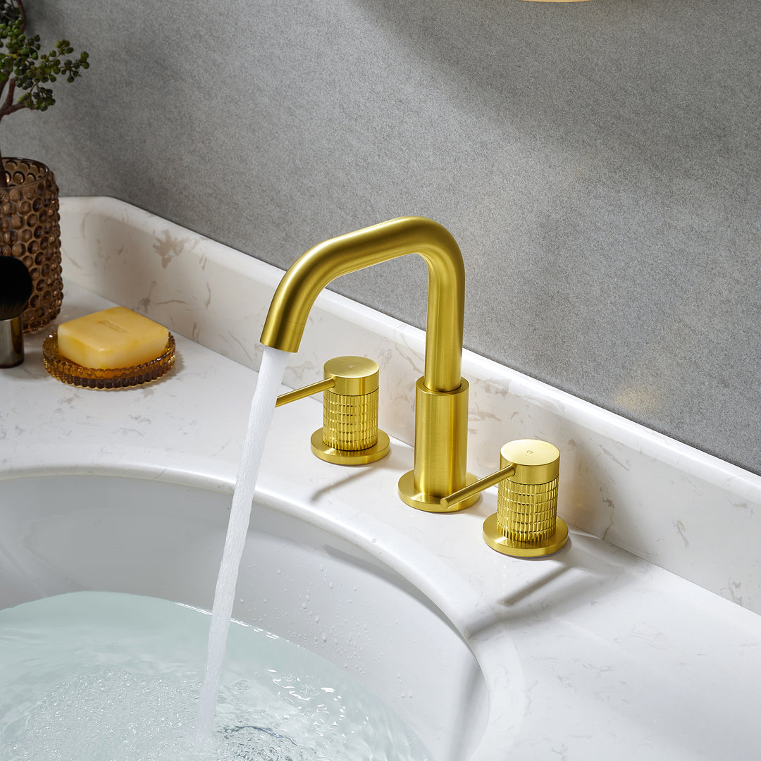 Versace 8. in Widespread 2-Handle Bathroom Faucet