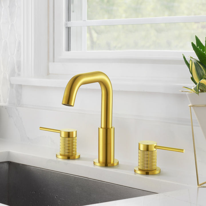 Versace 8. in Widespread 2-Handle Bathroom Faucet