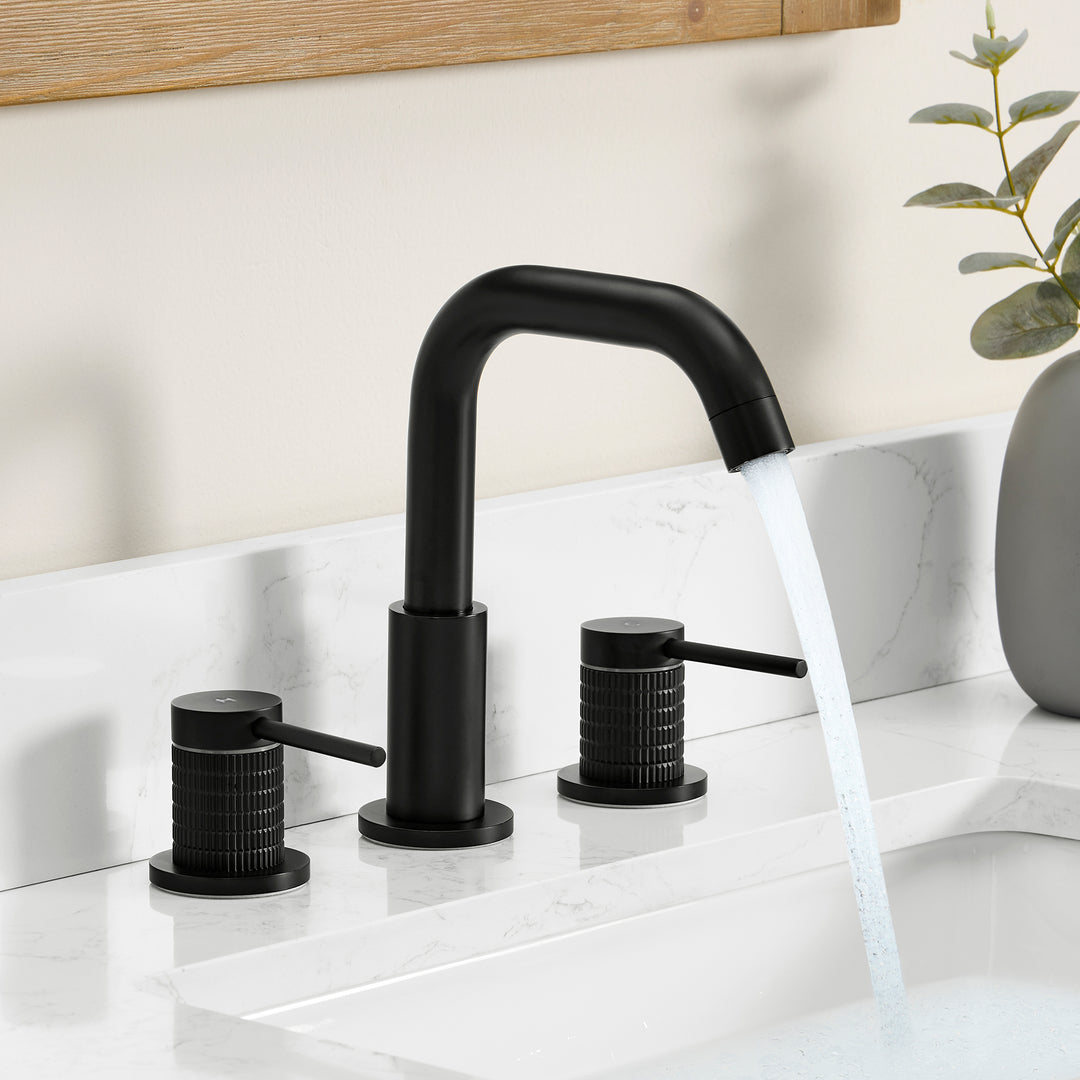 Versace 8. in Widespread 2-Handle Bathroom Faucet