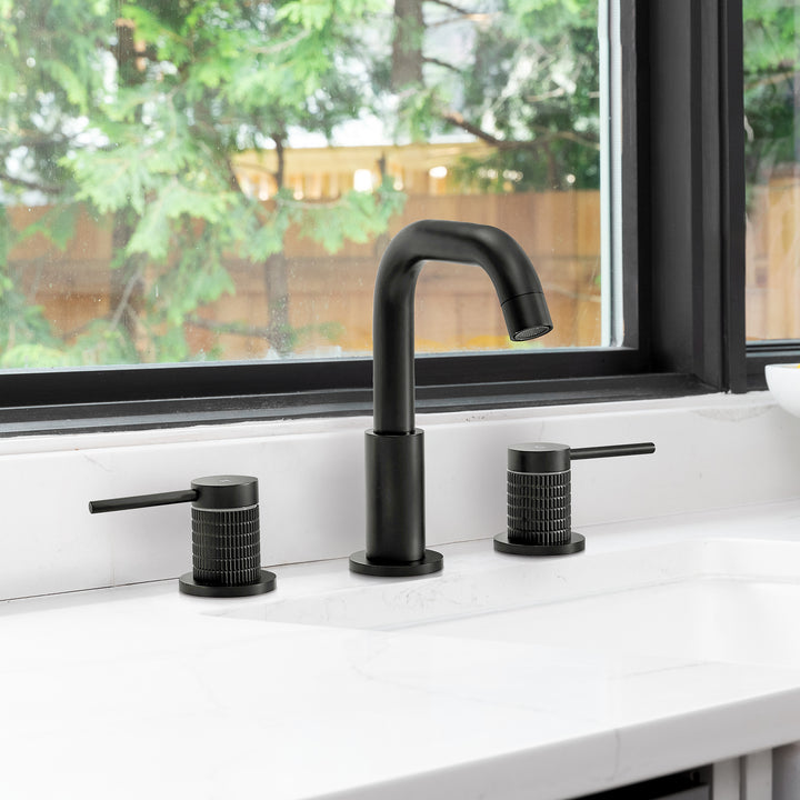 Versace 8. in Widespread 2-Handle Bathroom Faucet