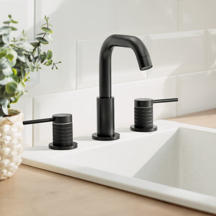 Versace 8. in Widespread 2-Handle Bathroom Faucet