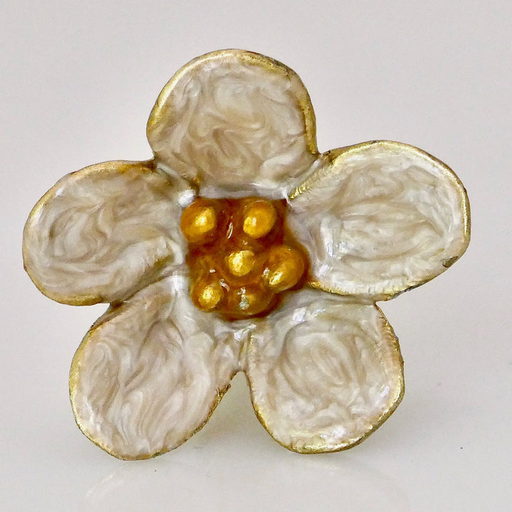 Charleston Knob Company Flower Knob - Pearl White Enamel Wild Rose