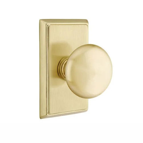 Providence Door Knob With Rectangular Rose